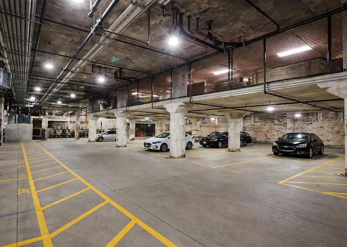 Modern 2br South Loop Gem Near Mccormick Place, Navy Pier, Adler Planetarium & Columbia College